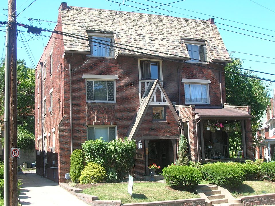 1st image of 256 Beverly Rd APT 2