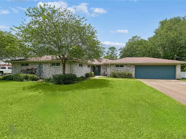258 Plantation Rd, Hahnville, LA 70057