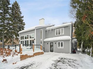 144 Carmichael Cres, The Blue Mountains, ON L9Y 0R3