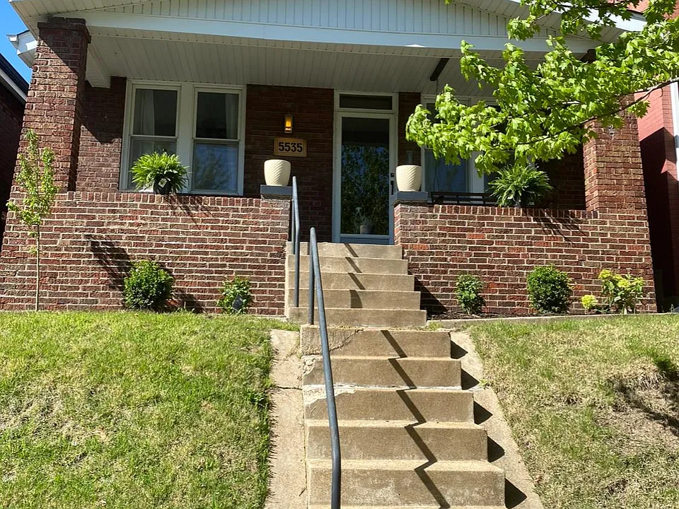 5535 Devonshire Ave