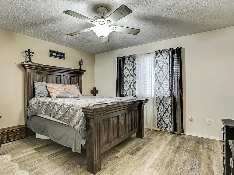 7006 Zieglers Grv — Photo 8