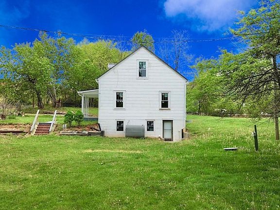 2nd image of 162 Bluegrass Drive