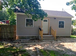 106 Cranberry Dr, Mastic Beach, NY 11951