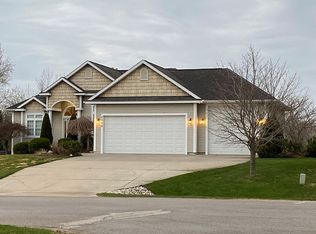2999 Ridge Trail Dr, Traverse City, MI 49684