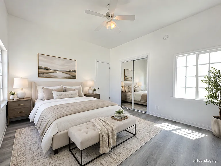 1529 S Orange Grove Ave #1/2 — Photo 8