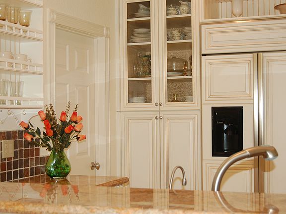 Custom Gourmet Kitchen w/48" built-in frig.