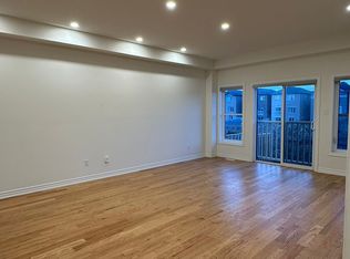 1108 Skyridge Blvd, Pickering, ON L1X0M8