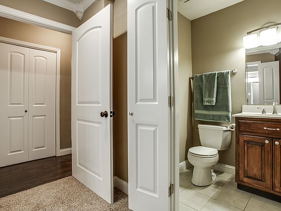 4th image of 1413 Sun Valley Dr