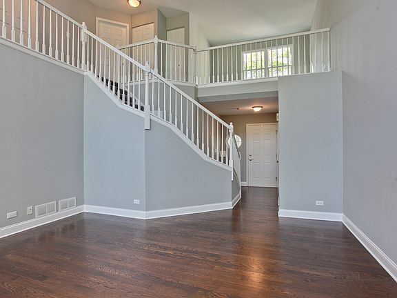 5th image of 200 Parkview Dr