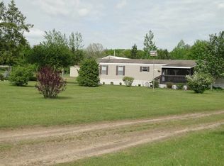 94 Michelson Rd, Houghton Lake, MI 48629