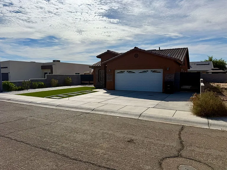 173 N Cecilia Torres Ct — Photo 3