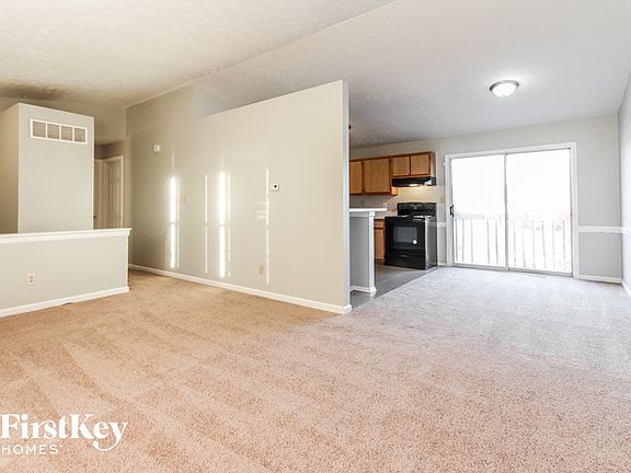 2nd image of 3704 Sofia Pl