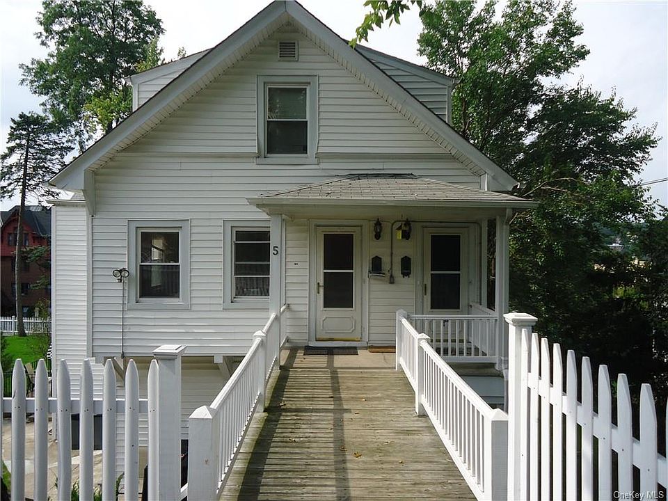 1st image of 5 Westview Ave Floor 3