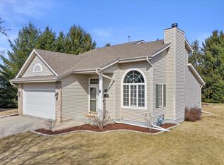 1321 Birchwood St, Delavan, WI 53115