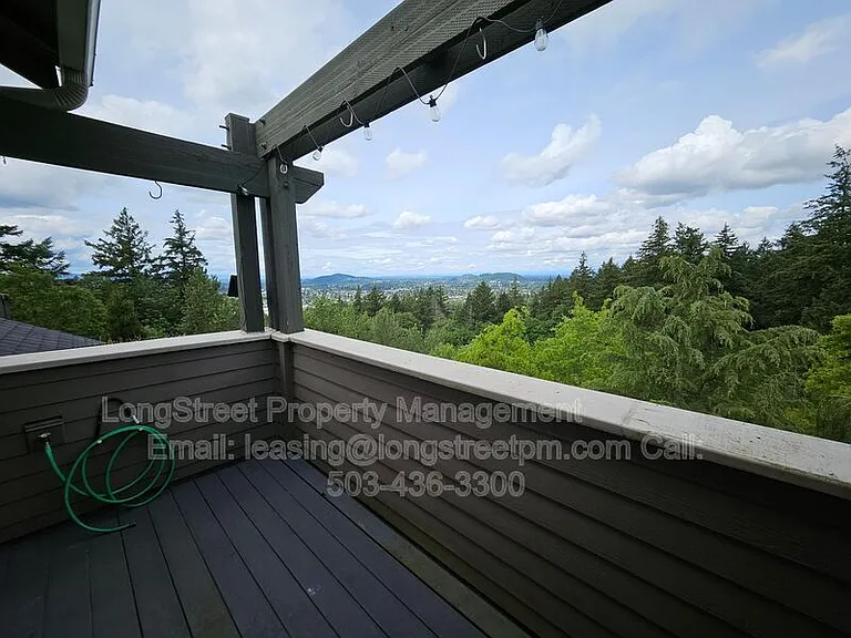 10225 SE Bristol Ln — Photo 8