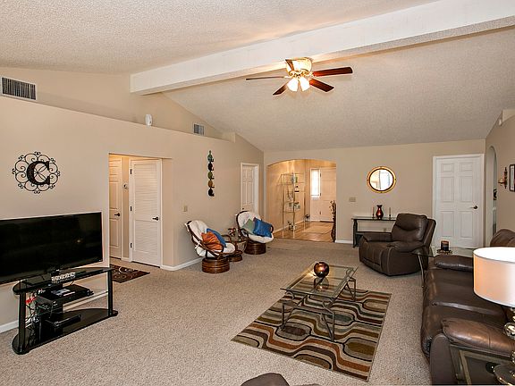 4th image of 12569 Glamdring Ct