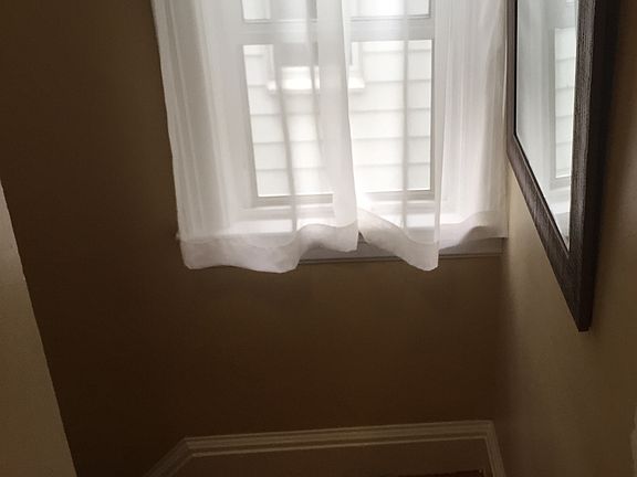 2nd image of 17 Kirby Ct