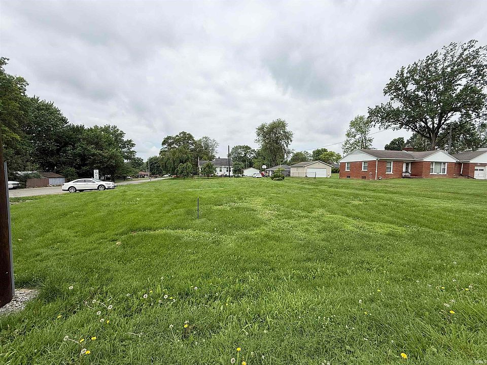 2nd image of 4702 Oak Hill Rd