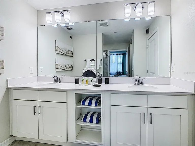 3161 Paradox Cir #101 — Photo 12