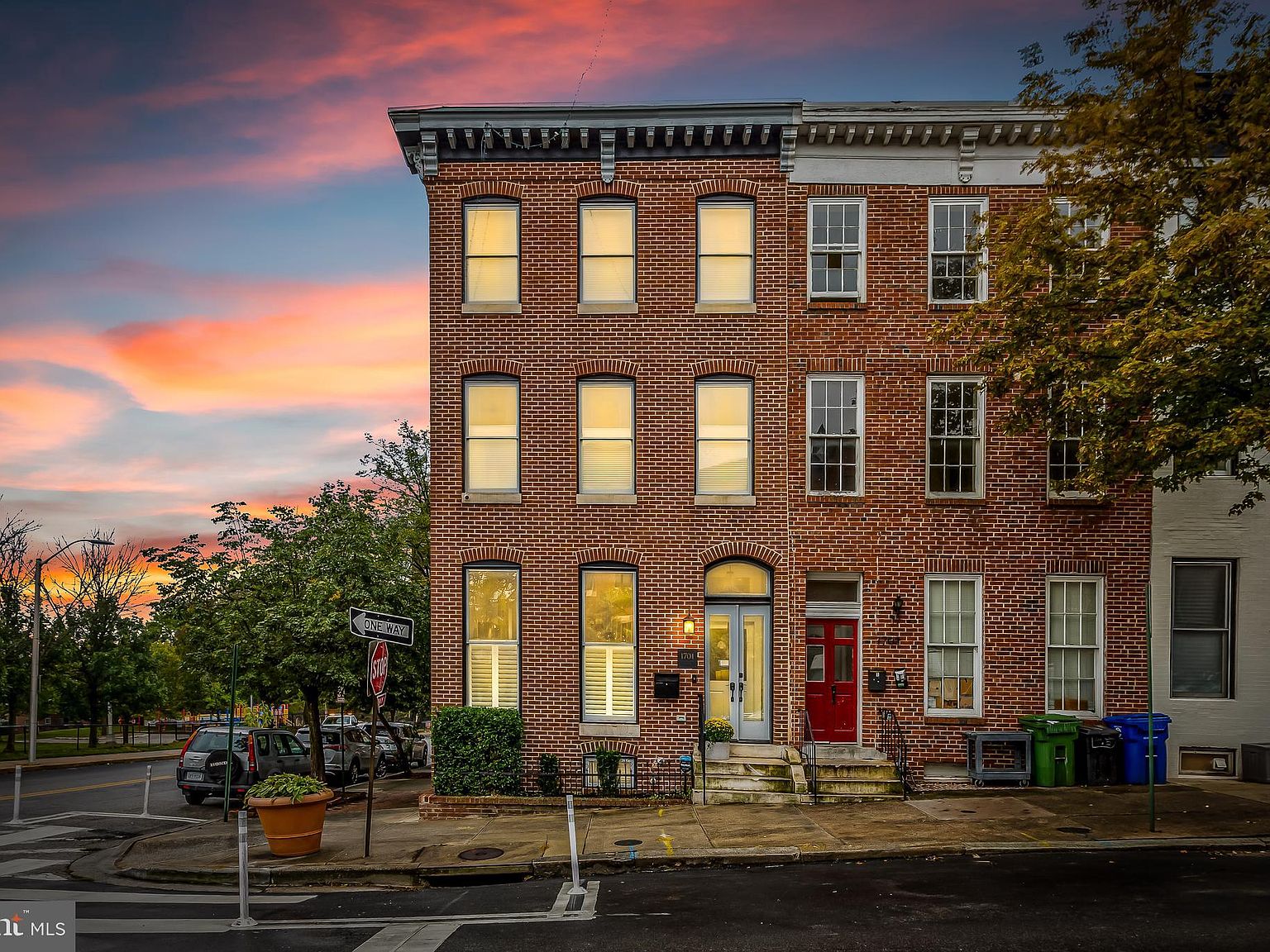 1701 Hollins St, Baltimore, MD 21223 | Zillow