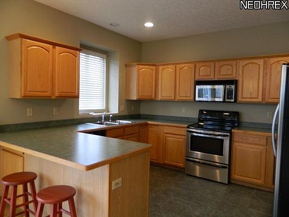 5th image of 135 Eyman Dr