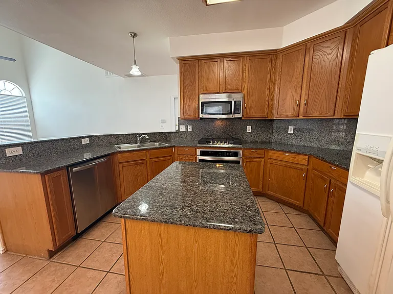 4316 Giovanni Dr — Photo 7