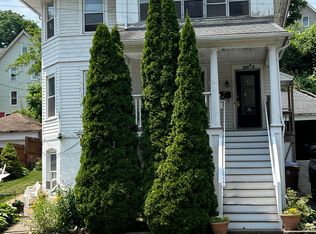 718 Howe Ave #1/2, Shelton, CT 06484