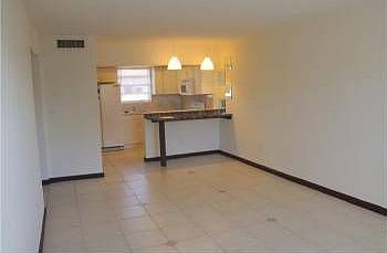 1st image of 1350 NE 119th St APT 17