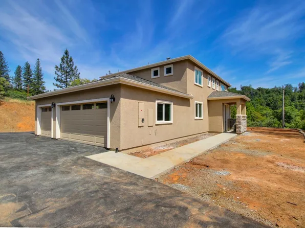 13633 Petersen Ranch Dr, Pine Grove, CA 95665