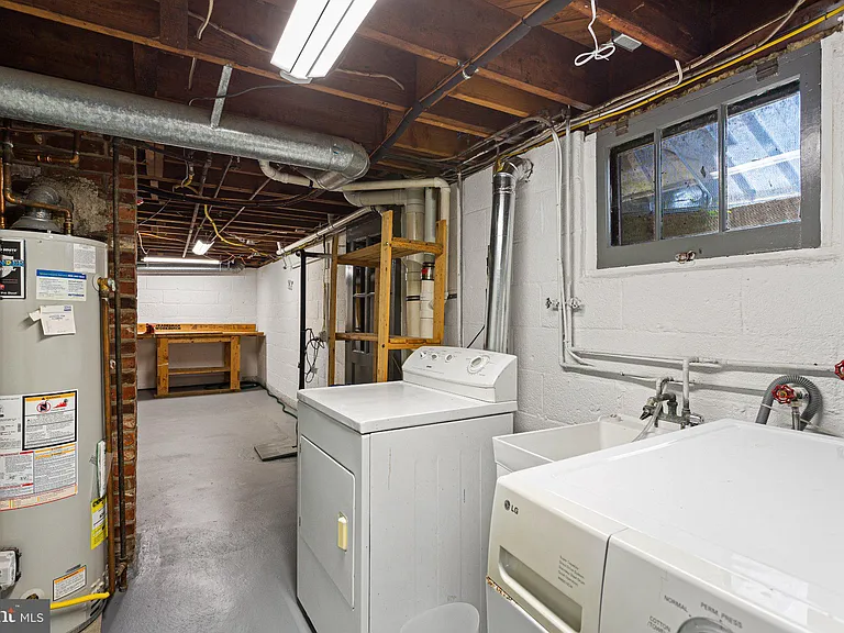 112 Cambridge Ave — Photo 18