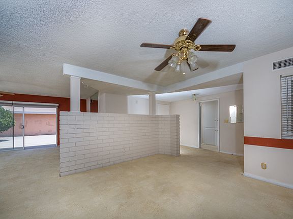 5th image of 8654 Mason Ave.