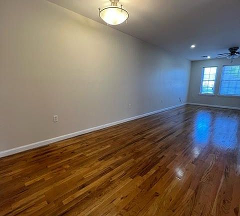 3rd image of 18 Dassing Ave Floor 2