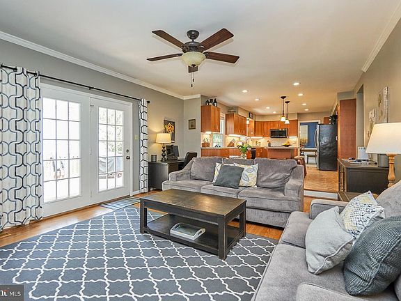 5th image of 4262 Berwick Pl