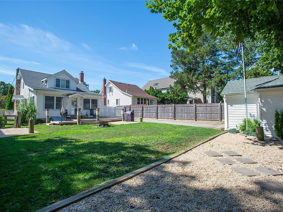 37 Grand Ave, Northport, NY 11768 MLS 3479136 Zillow