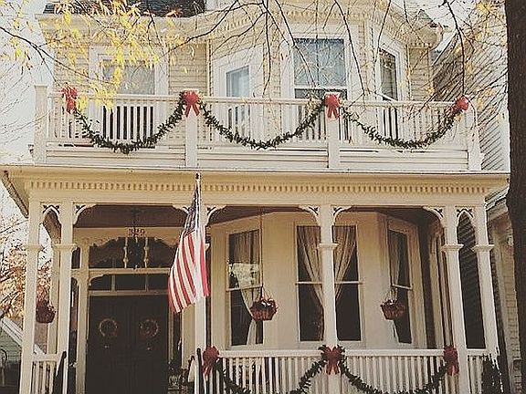 4th image of 329 Court St