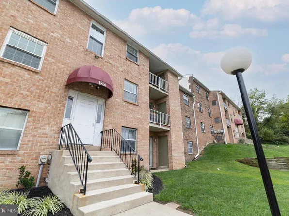 1823 Valley Dr #1823, West Chester, PA 19382