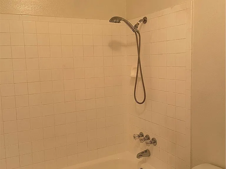 324 N Electric Ave #C — Photo 4