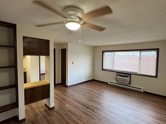 2nd image of 133-137 29th Street Dr SE #6