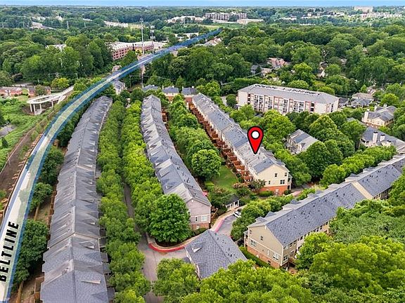 2nd image of 855 Stratum Way SE
