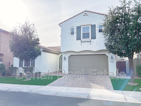 2nd image of 967 W Zion Way