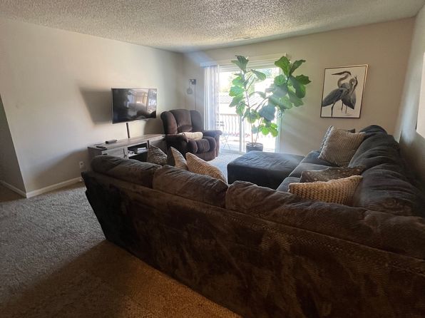 3 27th St UNIT 209