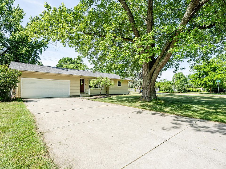 1st image of 1738 Maiden Ln