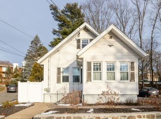 573 Baker St, West Roxbury, MA 02132