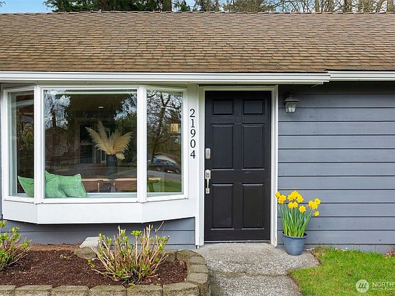 2nd image of 21904 54th Avenue W