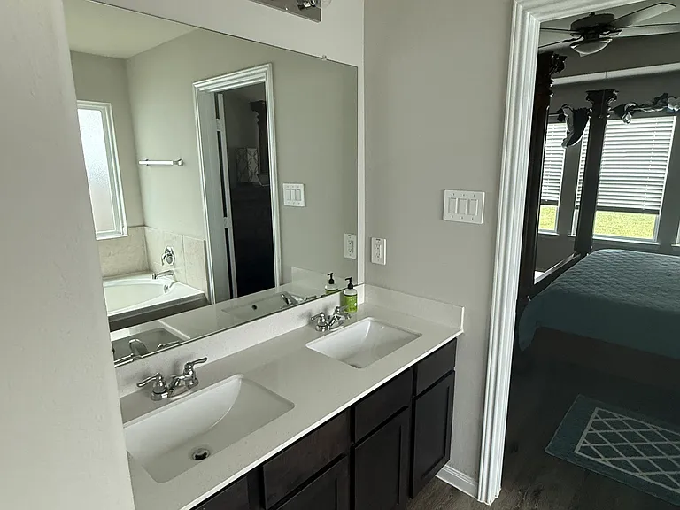 5519 Brooklyn Rose Dr — Photo 18