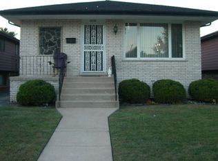 2820 E 142nd St, Burnham, IL 60633
