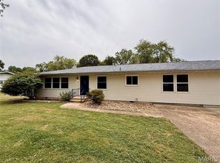 431 Winter Dr, Saint James, MO 65559