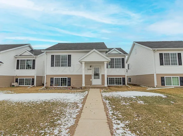 2250 57th Ave S, Fargo, ND 58104