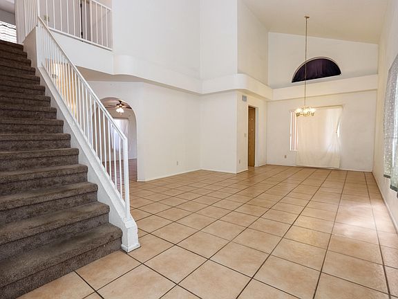 3rd image of 3605 W Avenida Fria
