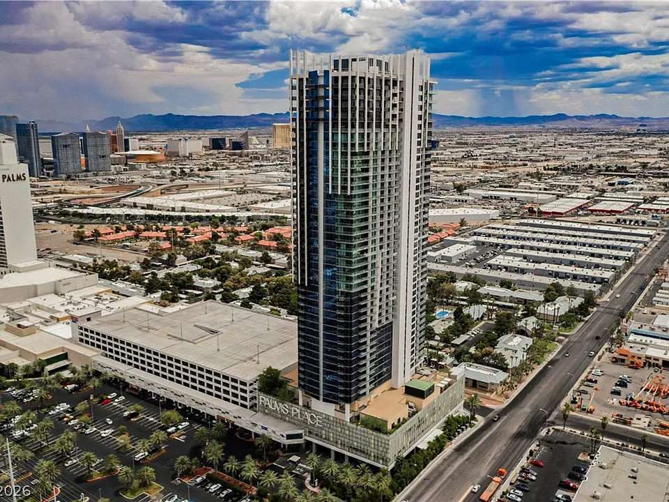 4381 W Flamingo Rd #5601